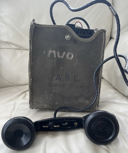 Telephone EE-8 Army Vintage ABL