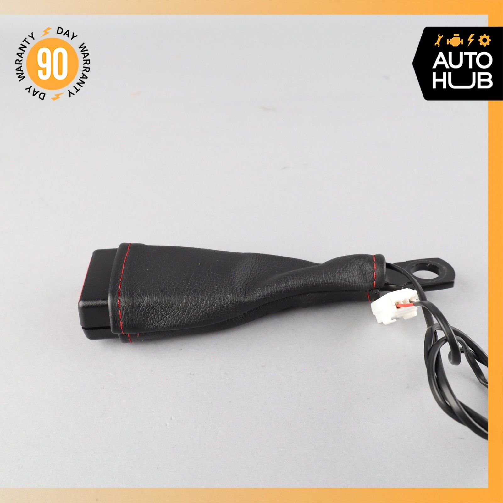 08-19 Maserati GranTurismo M145 Front Left or Right Seat Belt Buckle Black OEM