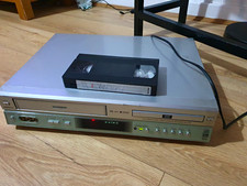 Toshiba SD-22VB VCR-DVD Combo Hi-Fi VHS/DVD Player Recorder PAL Silver