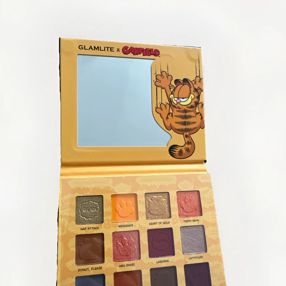 Glamlite X Garfield 12 Shade Eyeshadow Palette - Limited Edition - Image 4 of 4