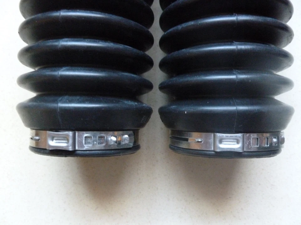 Fuelle/Bota Rack & Piñón - KIT DE 6 PIEZAS - 2 Botas 4 Abrazaderas -Se adapta a: Mitsubishi Foto 3 de 4