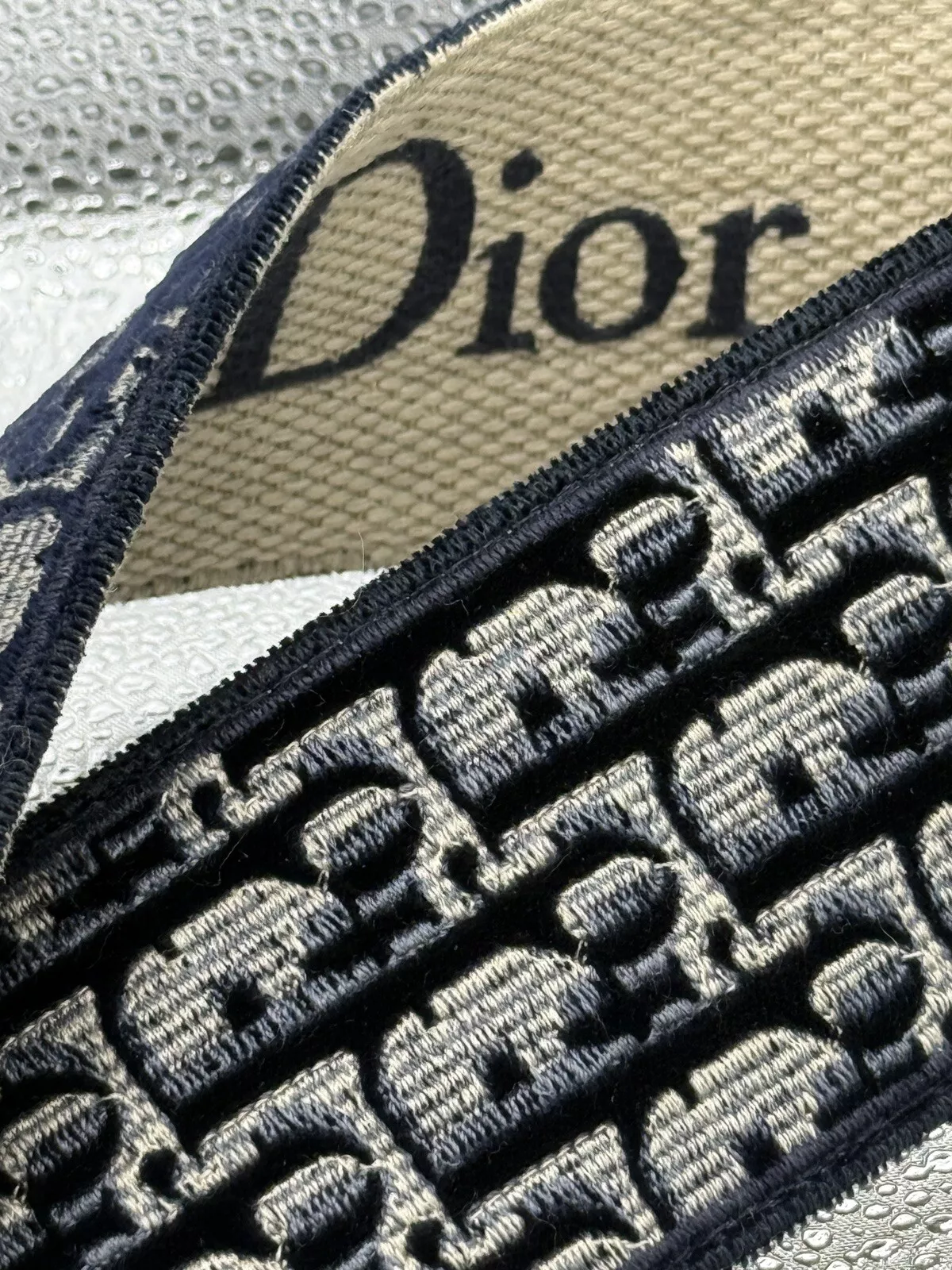 Sac bandoulière oblique velours Christian Dior 