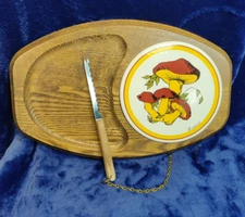 Vintage MCM Goodwood Mushroom Cheese/Condiment Board  With Chain Attached Knife