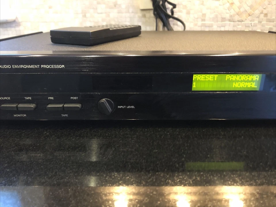 Lexicon CP-1 Digital Audio Environment Processor Lexicon Pro-Logic Remote - Image 4 of 4