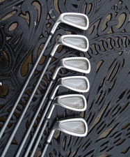 6 LEFTHANDED MACGREGOR VIP CENTURY IRONS 5-W  GRAPHITE REG FLEX  STANDARD LENGTH