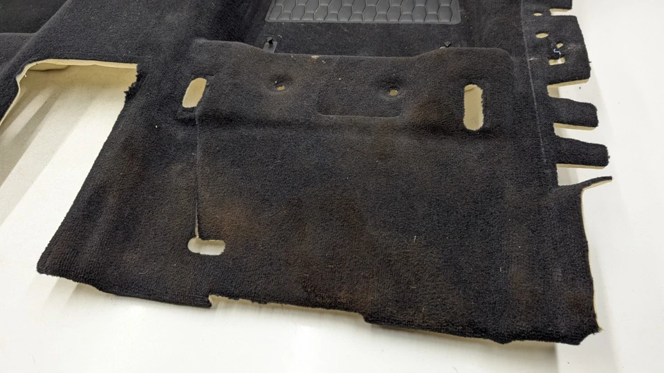 JAGUAR I-PACE X590 FLOOR CARPET MAT LINER FRONT J9D313000AE 2023 - Image 3 of 4