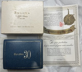 Scatola orologio Bulova vintage senza orologio