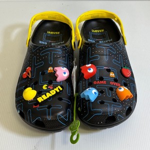 Men’s Limited Edition Pac-Man CROCS Crocs X PAC-MAN ALL-TERRAIN CLOG SHOES MEN main image 4