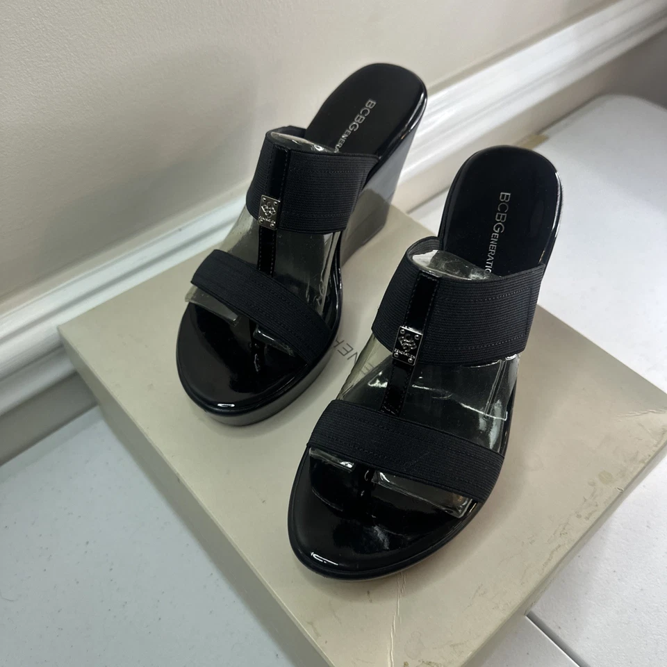 Sandalias de plataforma negras BCBG de colección Y2K talla 7,5 M hebilla BKE Foto 2 de 4