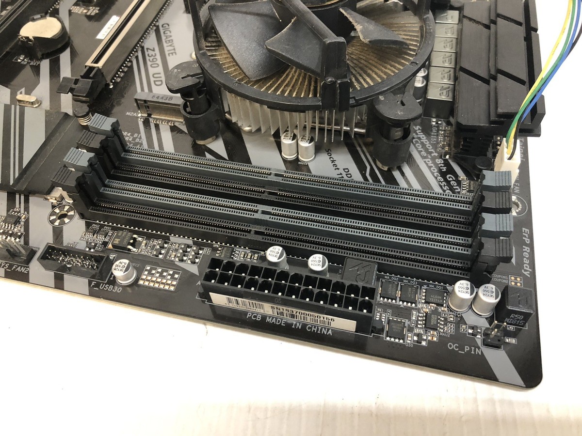 Gigabyte Z390 UD Motherboard w/Intel i7-8700K 3.70ghz - Boots to