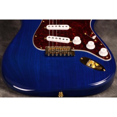 Fender FSR MIJ Traditional 60s Stratocaster w/57-62 Pickups Blue