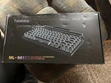 Taiahiro ML-981 Retro Mechanical Hotswappable Bluetooth Keyboard - White