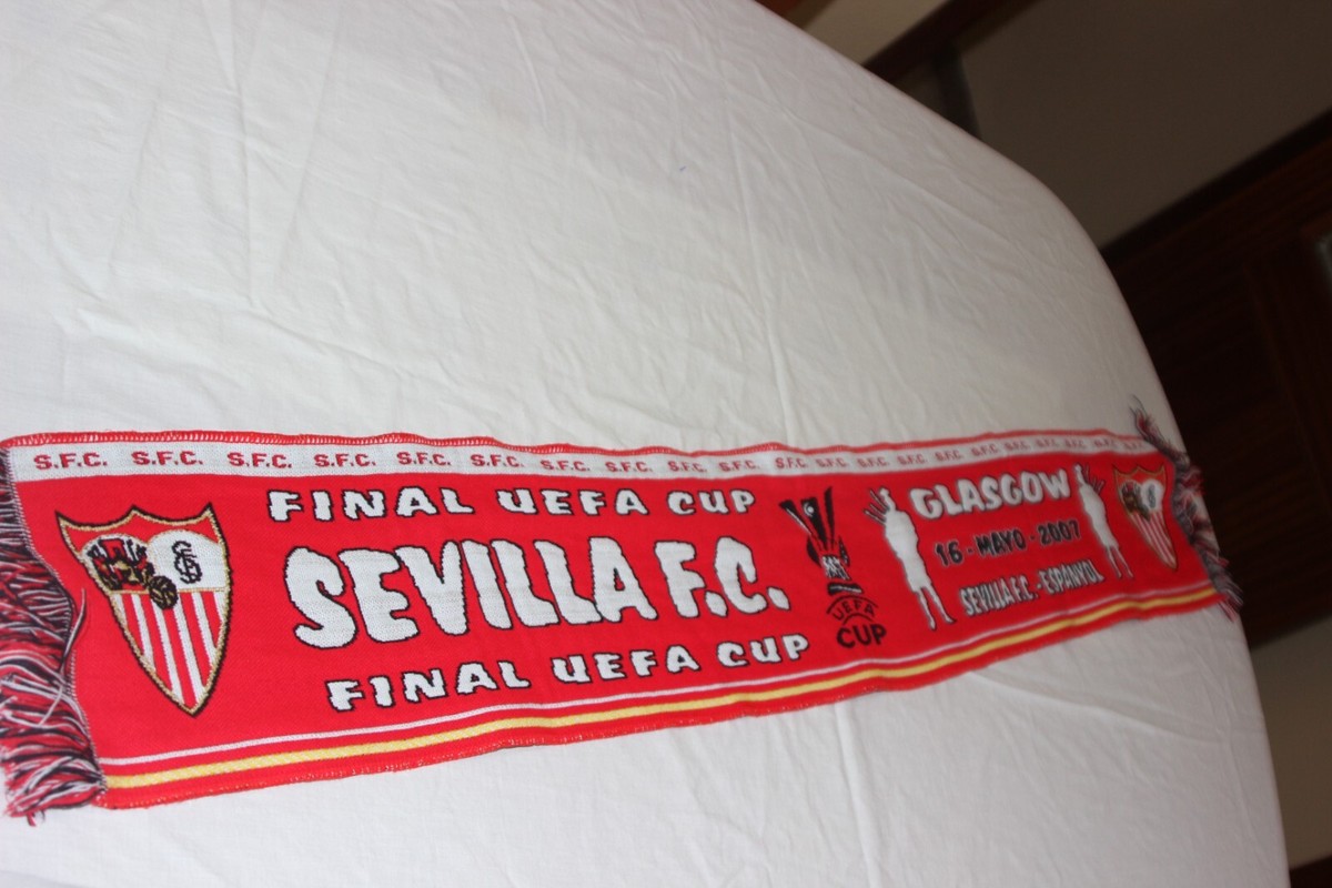 BUFANDA FINAL DE LA UEFA CUP 2007 R.C.D ESPANYOL Y SEVILLA F.C