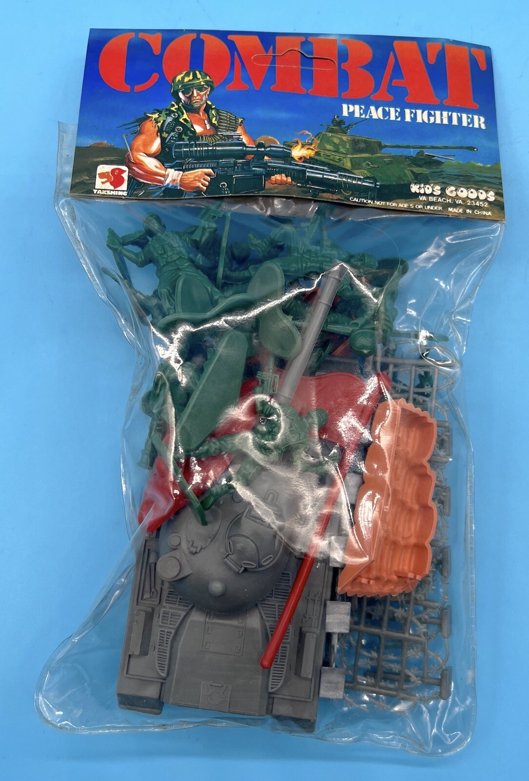 Combat Peace Fighter Toy Soldiers & Tank – Kids Goods Takshing Vintage – New