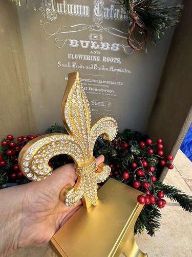 1 Frontgate FLEUR de LIS STOCKING HOLDER - Gold Cast METAL w Crystals 9” - Picture 11 of 18