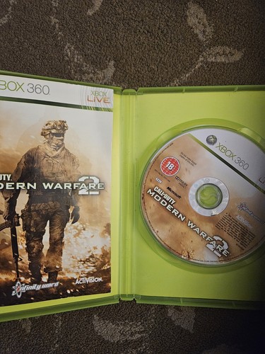 CALL OF DUTY MODEN WARFARE 2  XBOX 360 RATED 18 - Picture 3 of 3