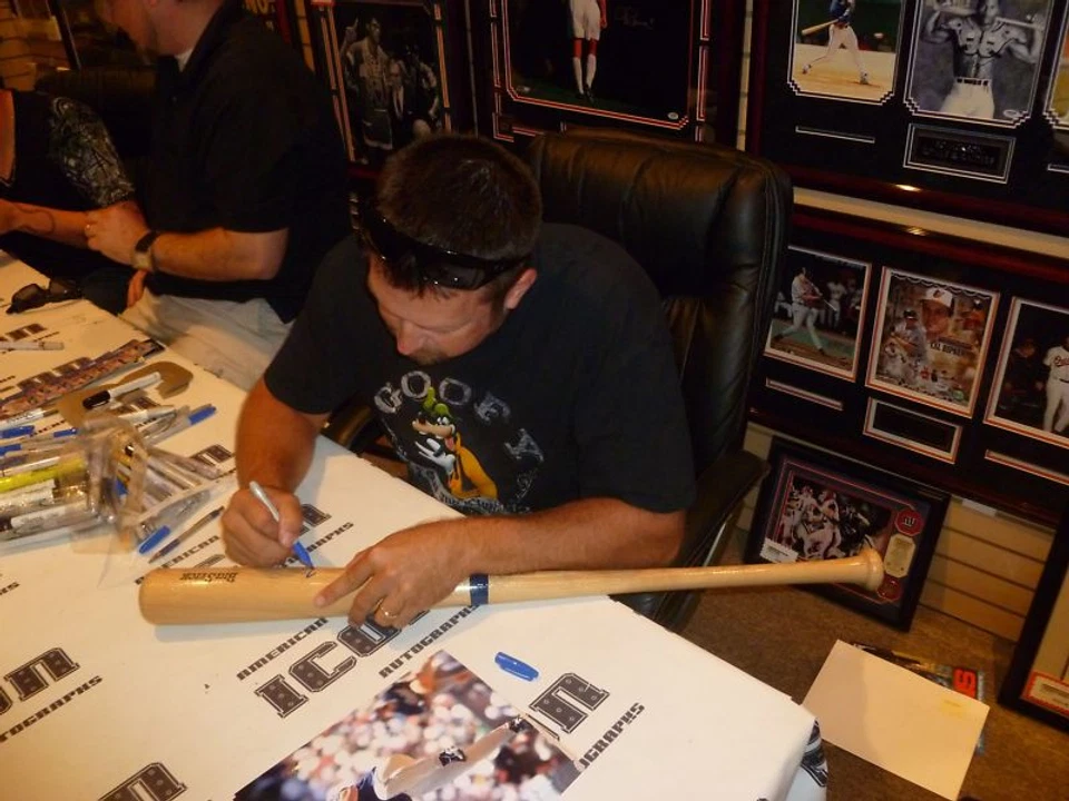 Heath Bell Signed Baseball Bat PSA/DNA COA Padres 3x NL All Star Autograph Mets - Image 2 of 4