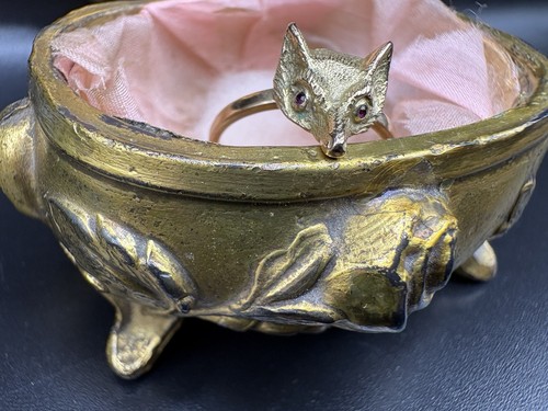 9ct Gold Ruby Antique Fox Head Ring - Picture 9 of 24