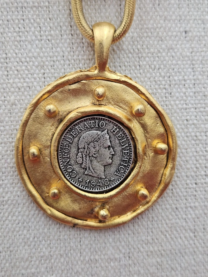 Susan Shaw Goldtone Coin Pendant Necklace - Image 2 of 4