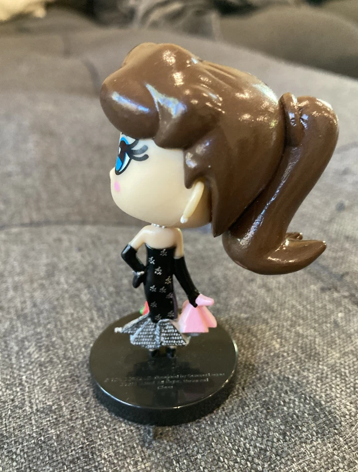 Figura de vinilo de colección Tokidoki X Barbie Solo en el foco caja ciega 2015 Foto 2 de 3