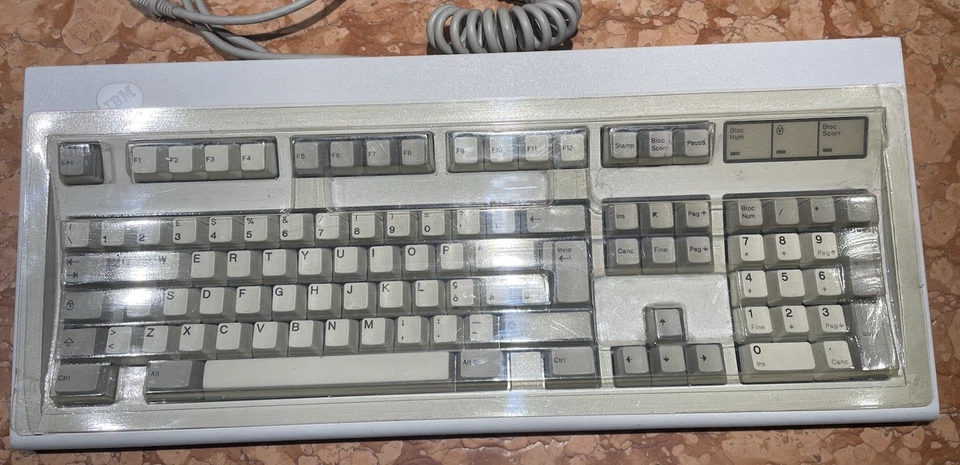 Tastiera IBM Model M Meccanica cod. 1391404 ITALIANA qwerty PS2 Vintage perfect - Immagine 2 di 4