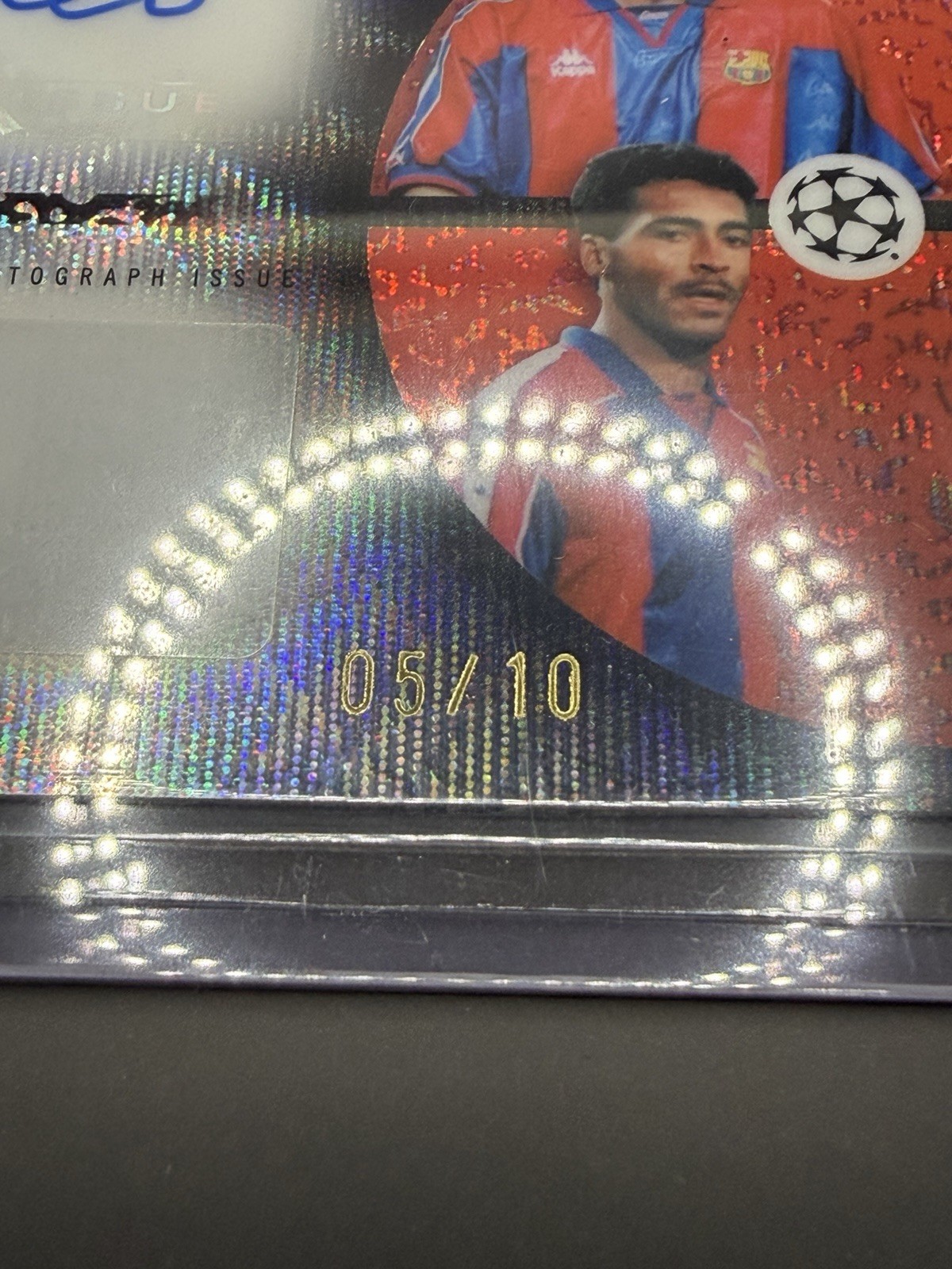 2025-26 Topps Finest UEFA Ronaldo And Romario Dual Auto Black # 05/10 FC Barca view 3