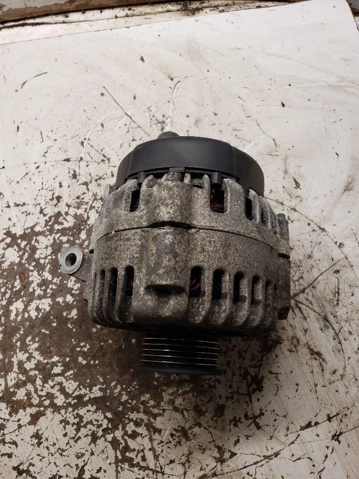 Alternator Fits 00-02 REGAL 1367463 - Image 2 of 4