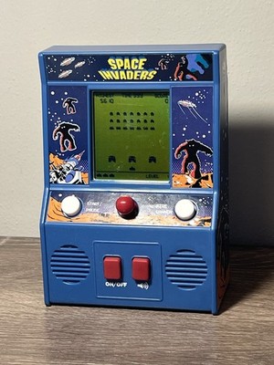 Working Taito Space Invaders 2016 Handheld Classic Mini Arcade Game Tested