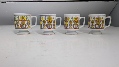 Set Of 3 MCM Vicki Japan Porcelain Retro Groovy Floral Pedestal Coffee Tea Cups