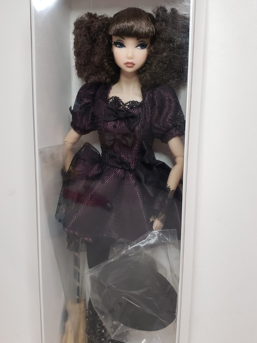 NIPPON MISAKI WITCHIE WITCH GOTHIC DREAM FASHION ROYALTY DOLL