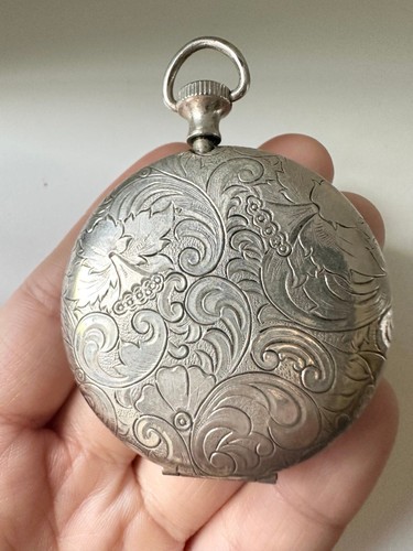 Vintage silver tone floral pocket watch case - Picture 2 of 5