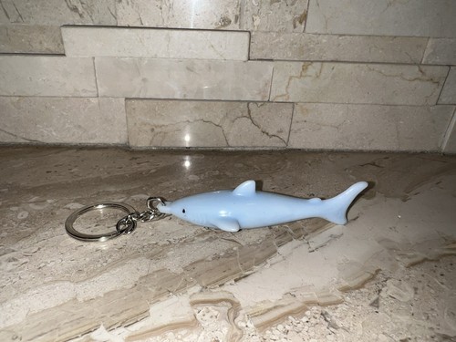 "Llavero figura tiburón 3,5"" goma azul" - Imagen 2 de 3