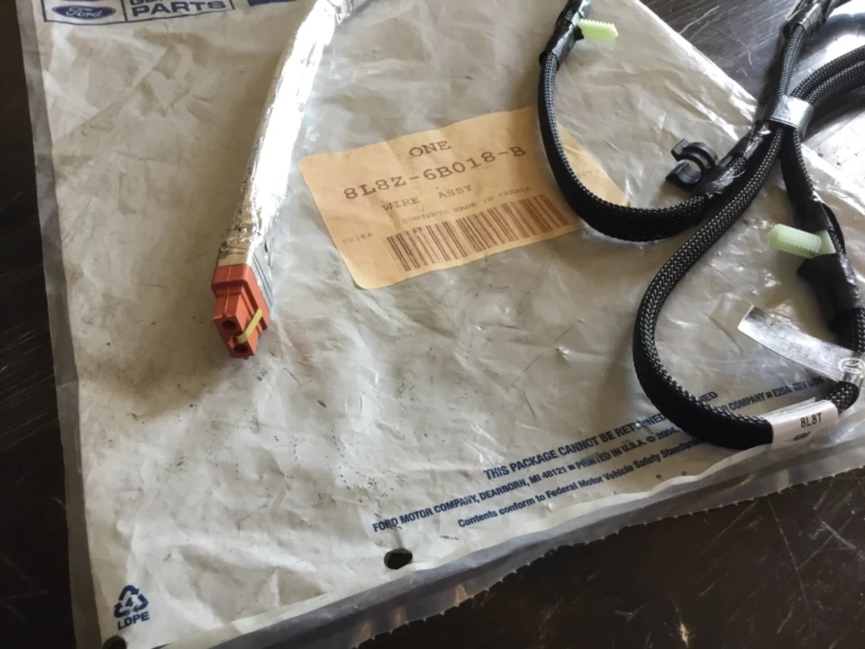 NEW OEM FORD MERCURY 2008 ESCAPE MARINER ENGINE BLOCK HEATER WIRING 3.0L V6 - Image 2 of 4