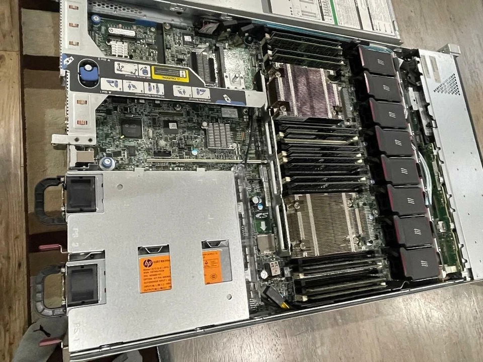 HP ProLiant DL360p Gen 8 1U 64-bit Server Intel Xeon E5-2697 2.7GHz 256GB PC4 - Image 4 of 4