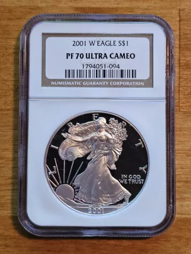 2001-W Proof Silver Eagle $1 - 1oz .999 Silver Dollar NGC PF70 Ultra Cameo