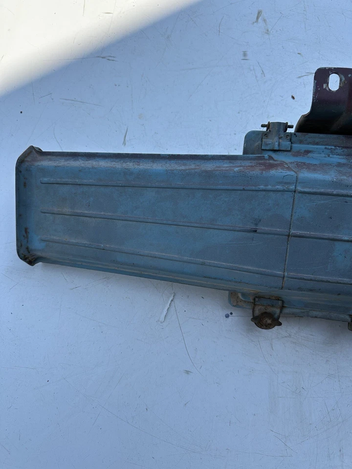 Conjunto de caja de filtro de aire Datsun 280Z Foto 3 de 4