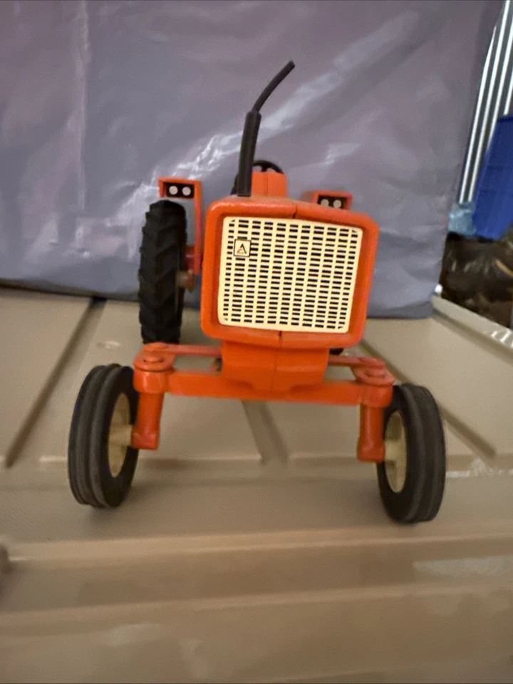 Allis Chalmers Model 170 Toy Tractor "1991 Summer Toy Festival" 1/16 Scale, NIB - Image 3 of 4