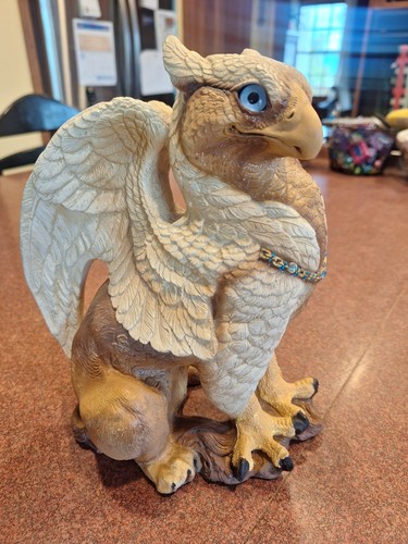 Windstone Editions 9" Male Griffin Blue Eyes Brown Body Fantasy Figure 1989