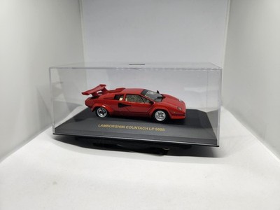 Modell Lamborghini Countach LP500S rot IXO CLC006 im Maßstab 1:43