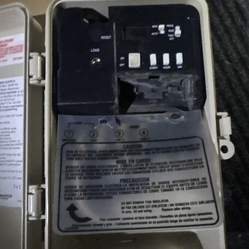 INTERMATIC, Control switch Model EP101 24 HR Electronic Time Switch