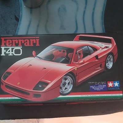 Tamiya Ferrari F40  1/24 Scale Unassembled Transportation Model Kit Single