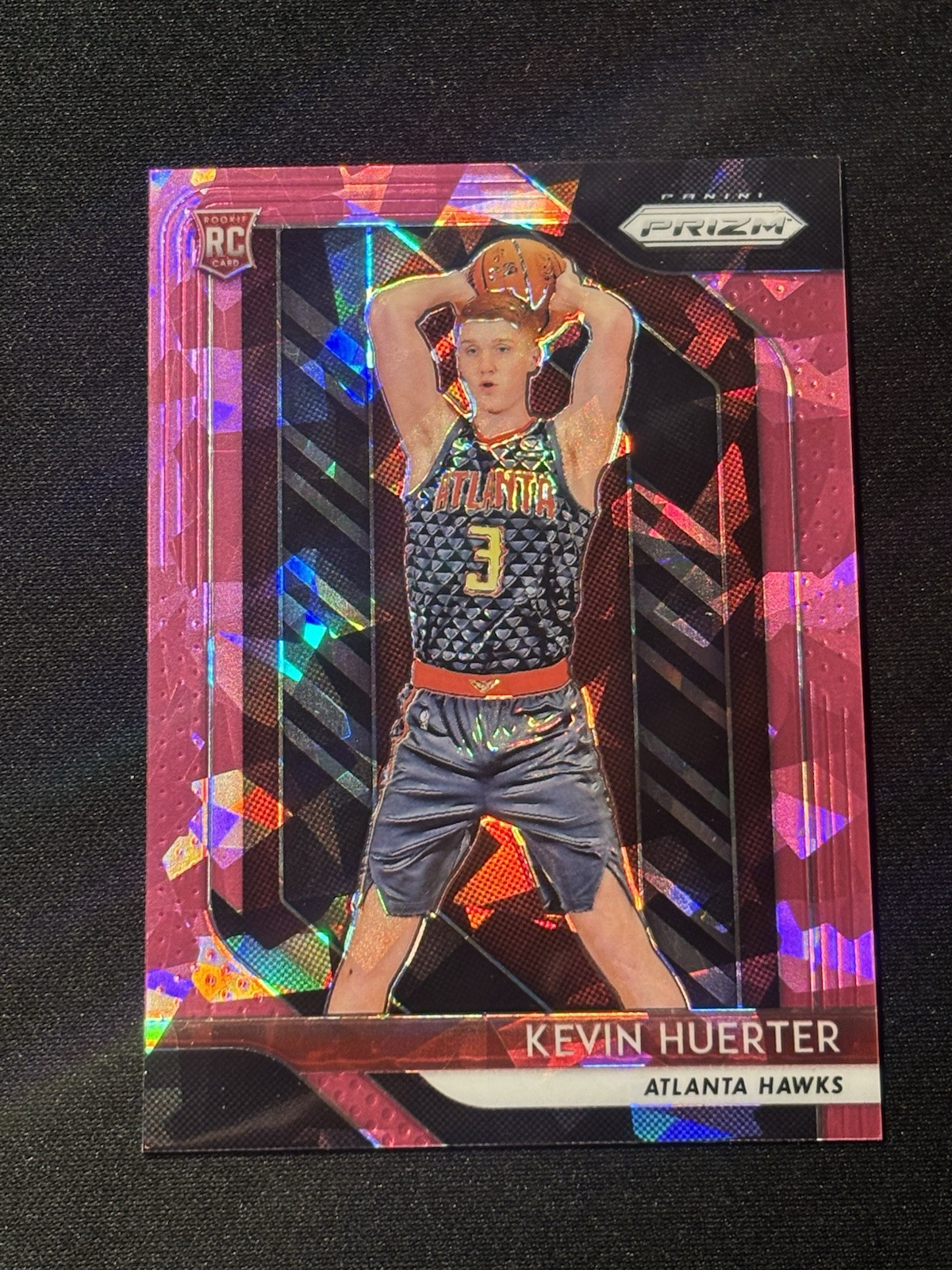 2018 Panini Prizm #68 Kevin Huerter Prizms Pink Ice RC