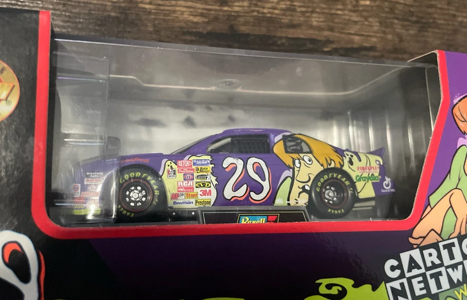 #29 Revell Collection 1:43 Jeff Green 1997 Cartoon Network Chevrolet Monte Carlo - Image 4 of 4