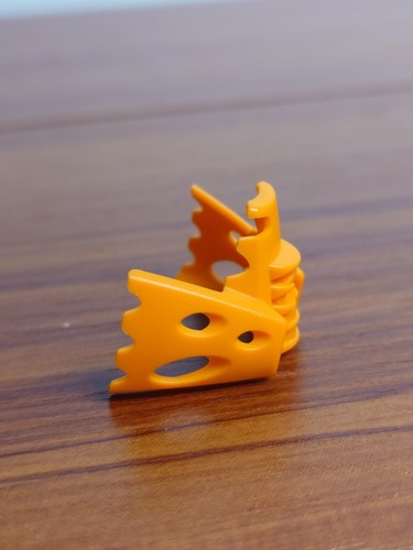 LEGO BIONICLE Mask: Vahi - Mask Of Time 41413 - Orange - GREAT CONDITION - Picture 4 of 6