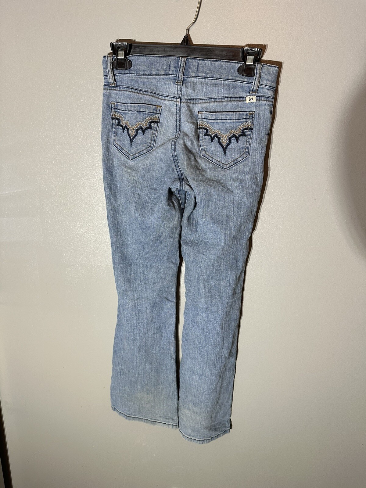 Picture 2 of 5