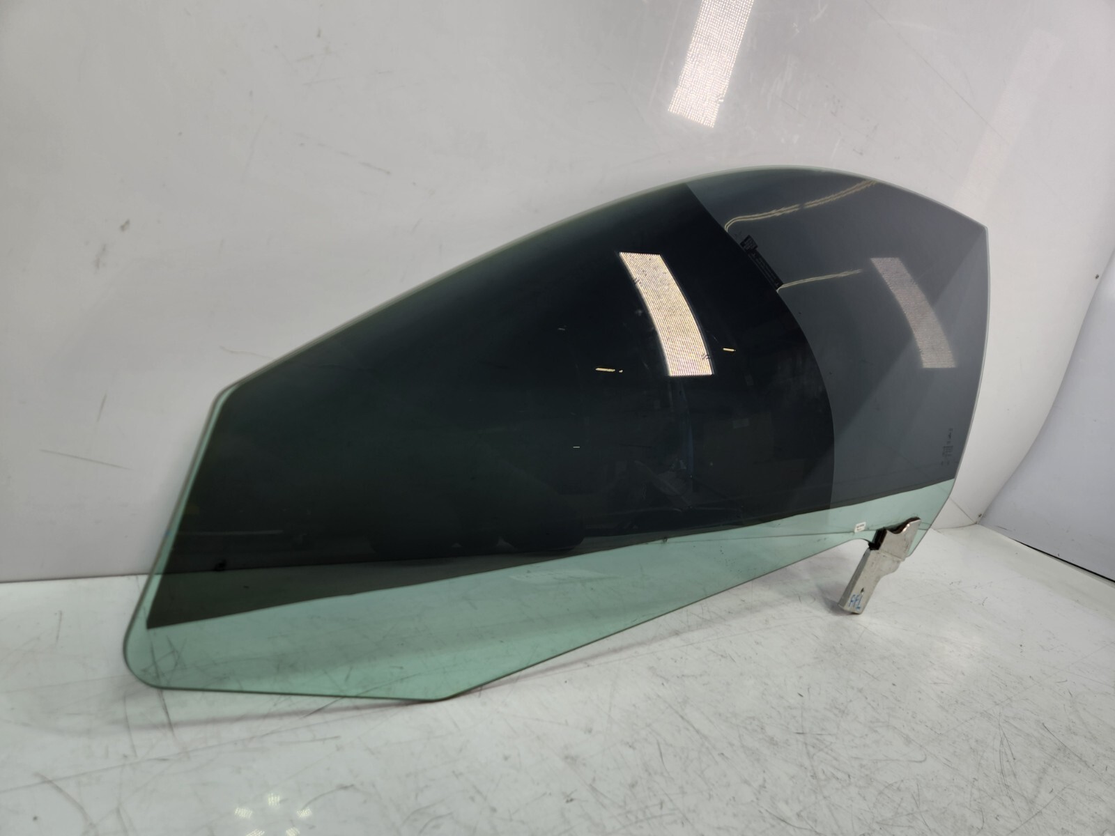 ✅ 11-16 OEM Ferrari FF Front Left Driver Side Door Window Glass Tinted