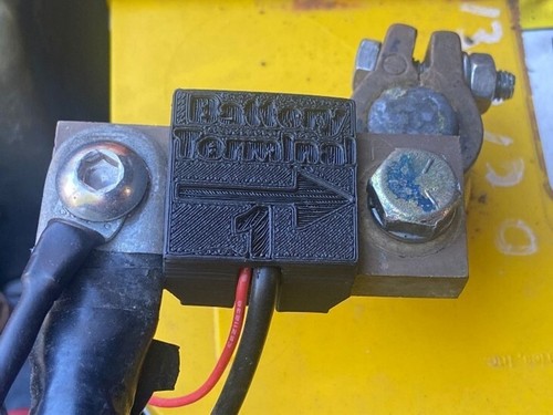 Dual Battery 52mm Gauge - Voltage Monitoring/Alarm, Current and Temperature - Picture 7 of 12