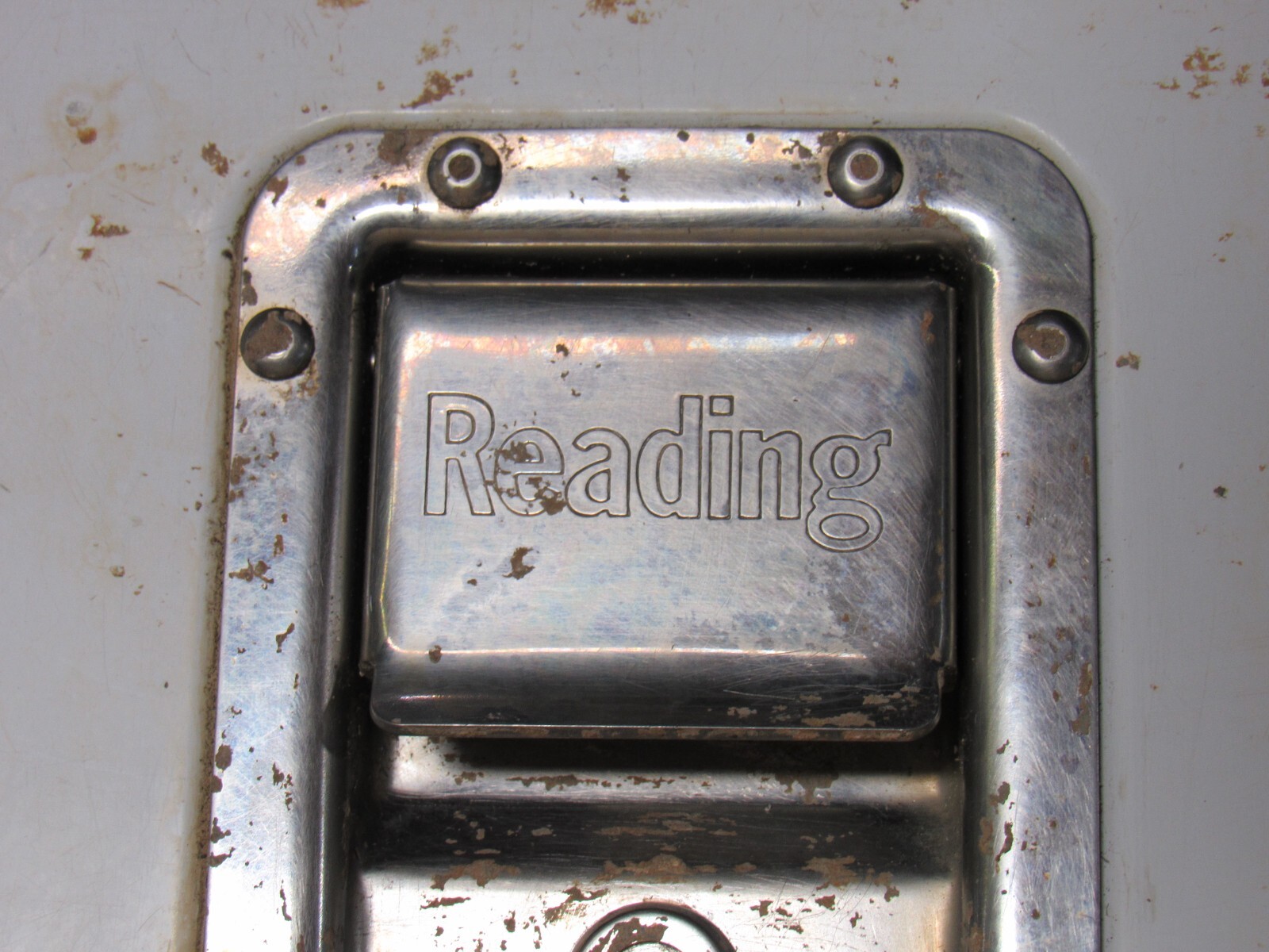 READING WHITE TRUCK UTILITY BED DOOR 48" X 16" USED eBay