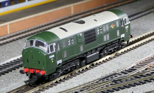 Dapol 4D-012-000 BR Class 22, D6326 in BR Green Livery, Mint, boxed