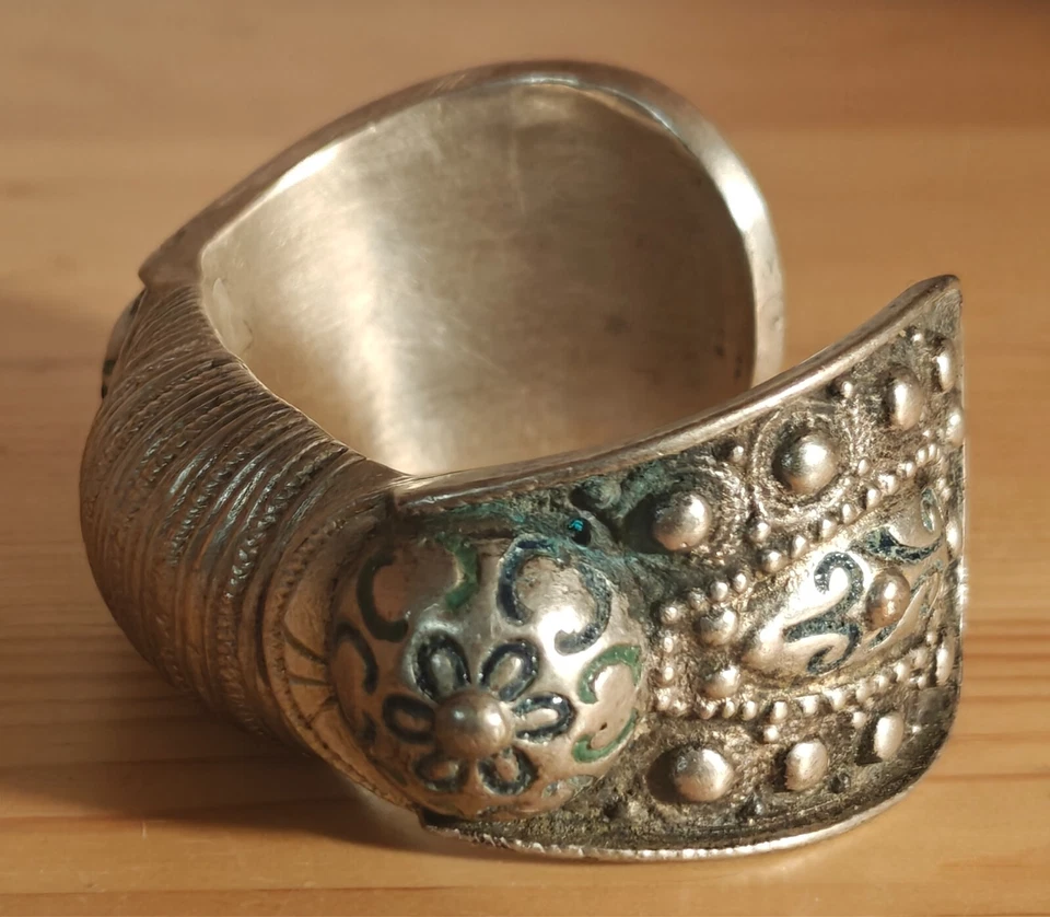 Pulsera de plata billón del período otomano tardío, algo dorado + esmalte, ponible Foto 4 de 4